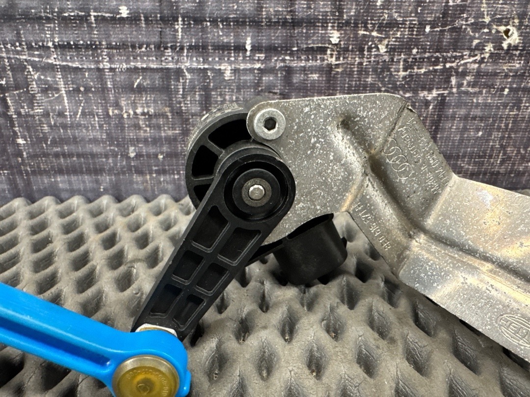 Датчик уровня подвески, 4360 рублей, Красноярск