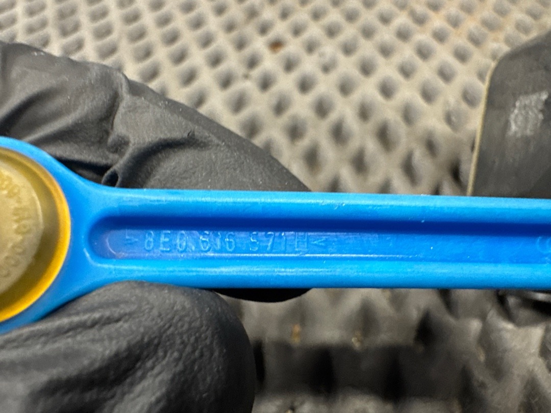 Датчик уровня подвески, 4360 рублей, Красноярск