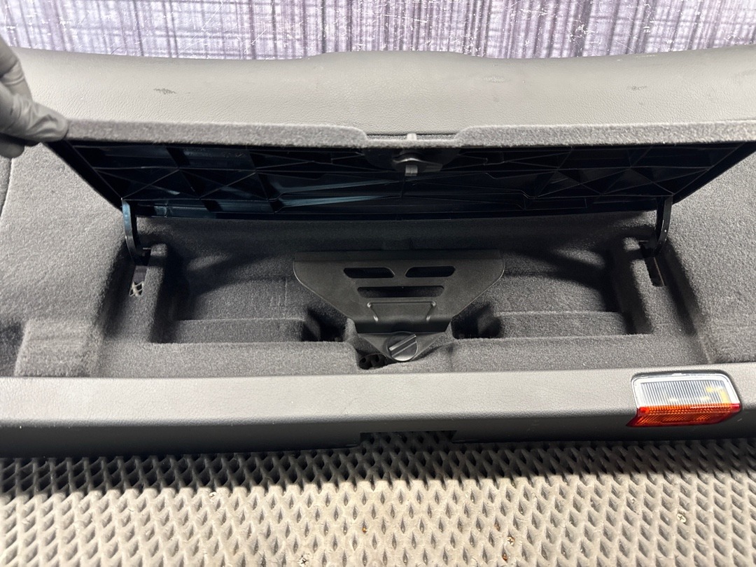 Обшивка крышки багажника, 2280 рублей, Красноярск