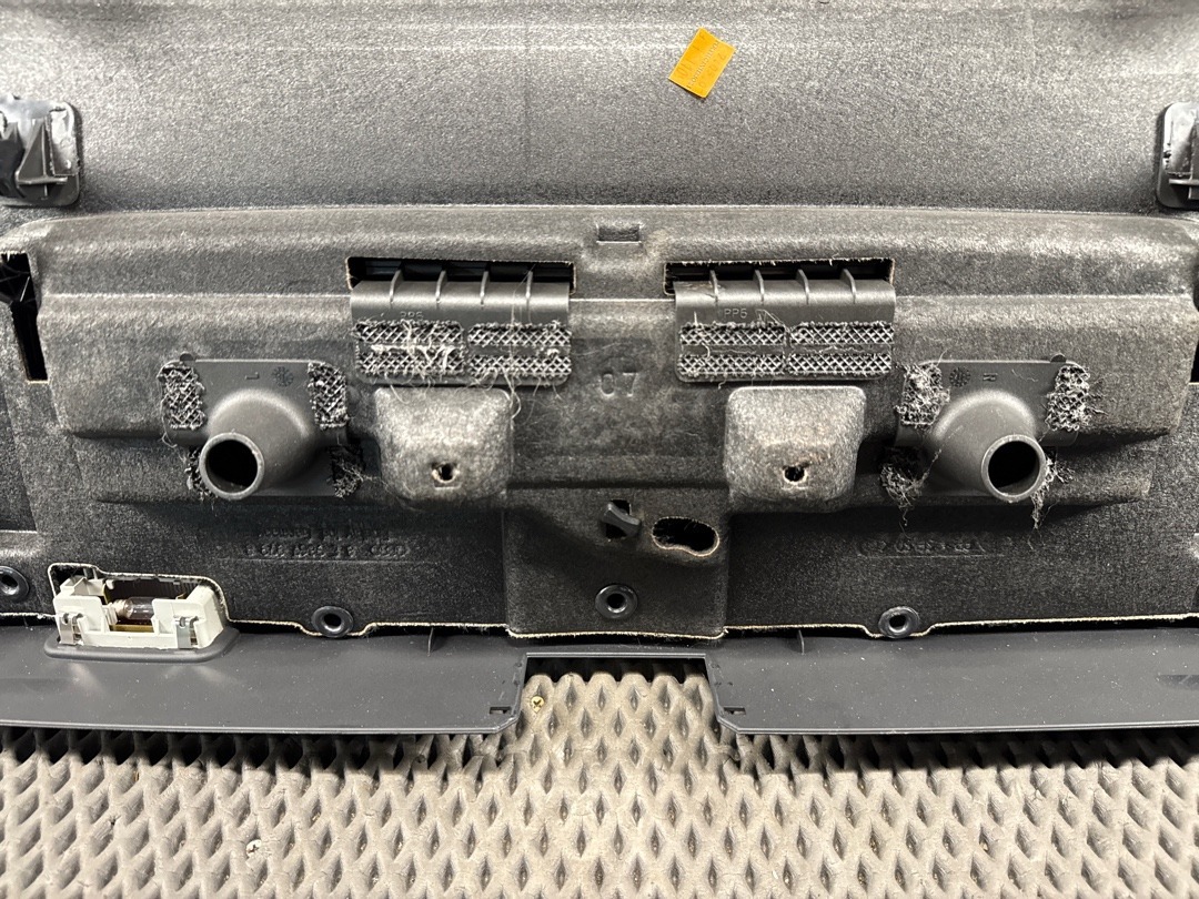 Обшивка крышки багажника, 2280 рублей, Красноярск