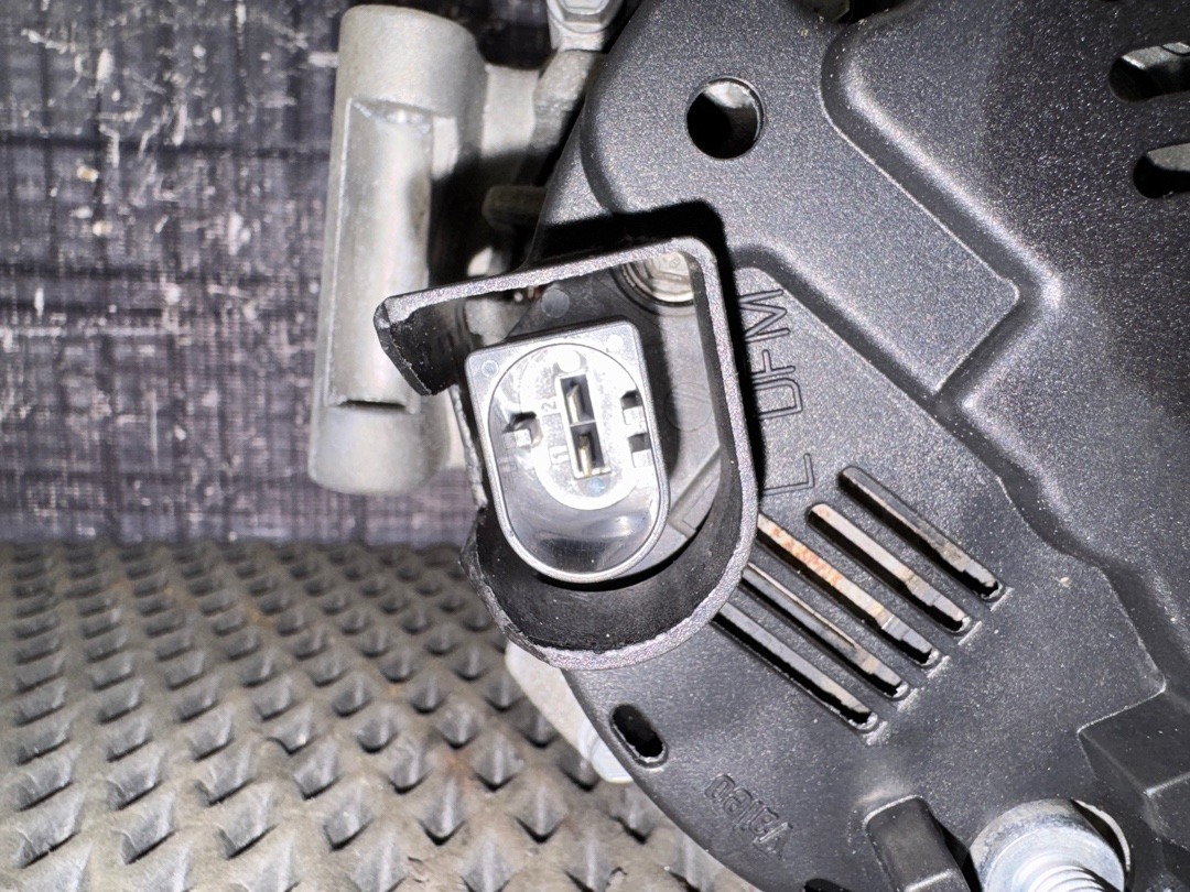 Генератор, 12930 рублей, Красноярск