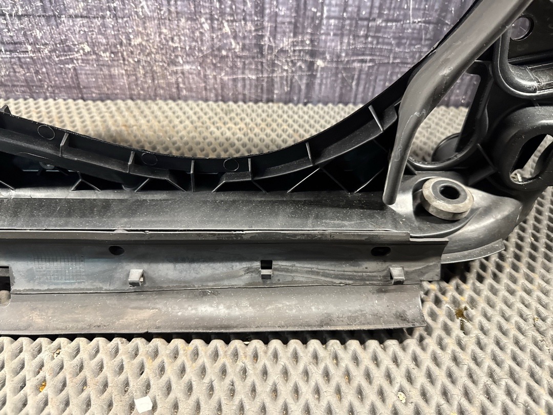 Рамка радиатора, 11320 рублей, Красноярск