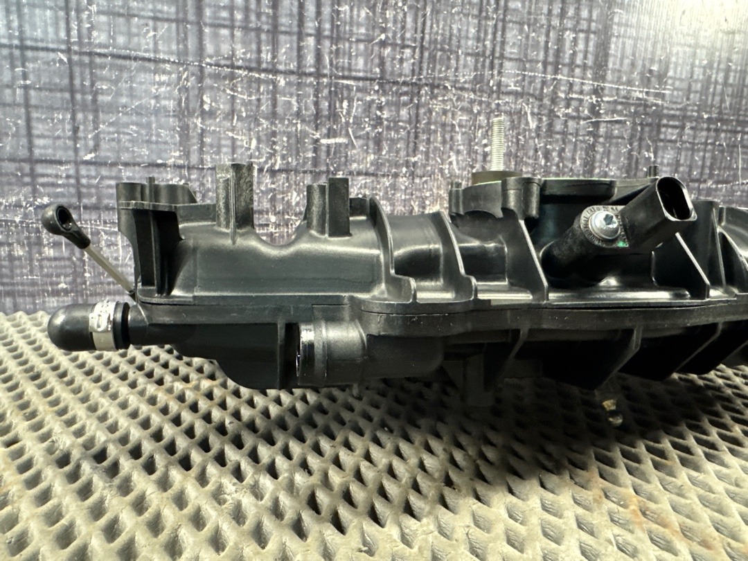 Коллектор впускной, 3820 рублей, Красноярск