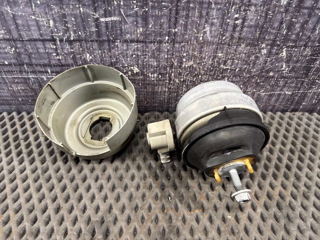 Подушка двигателя, 4420 рублей, Красноярск