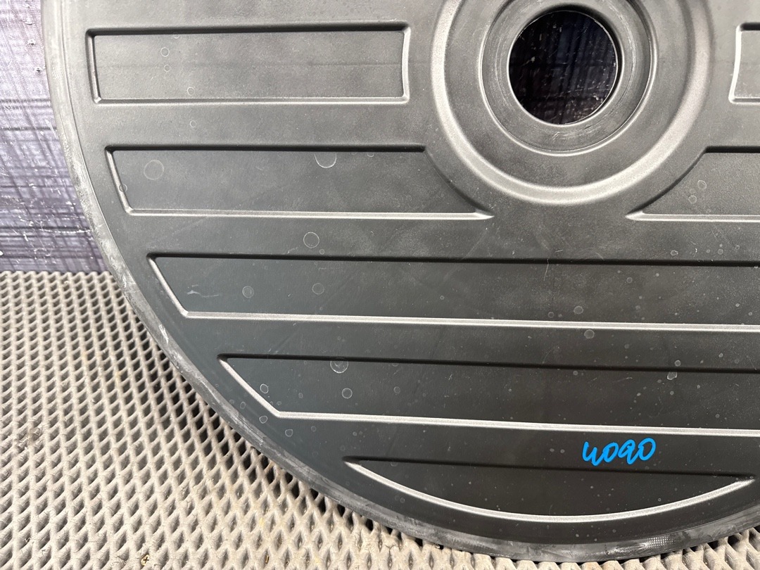 Пластик багажника, 810 рублей, Красноярск