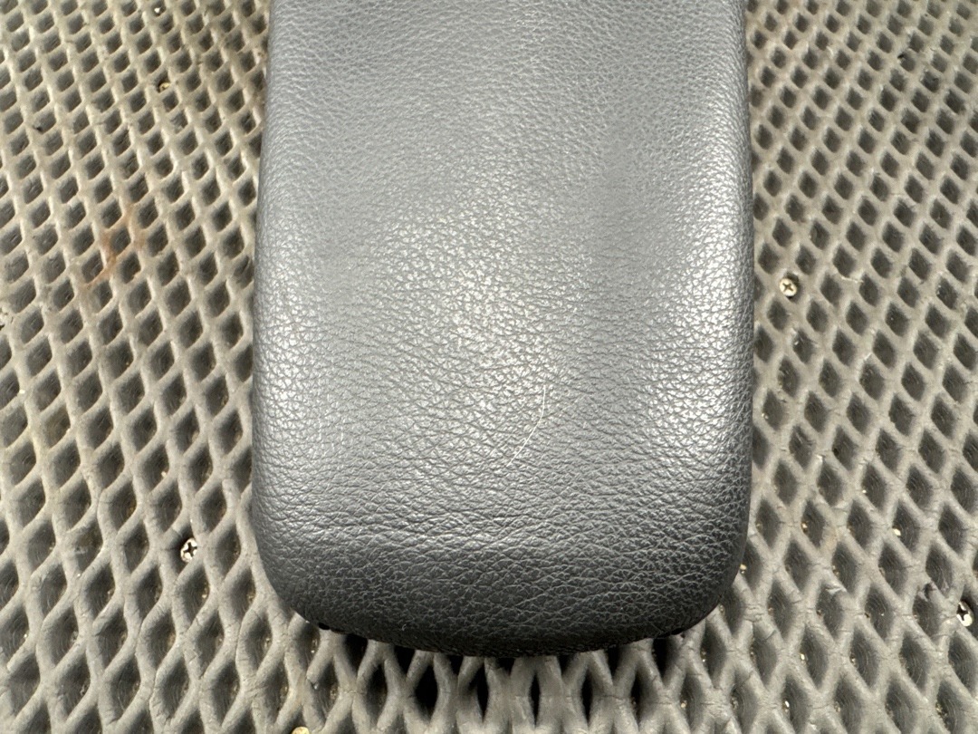 Подлокотник, 4720 рублей, Красноярск