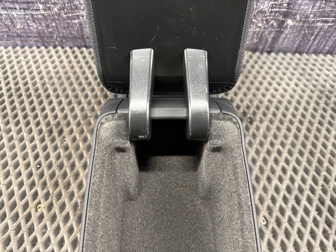 Подлокотник, 4720 рублей, Красноярск