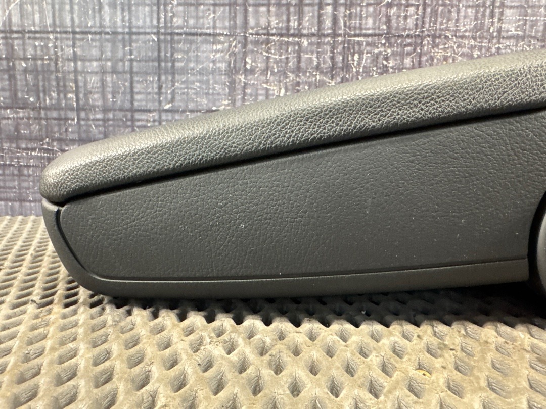 Подлокотник, 4720 рублей, Красноярск