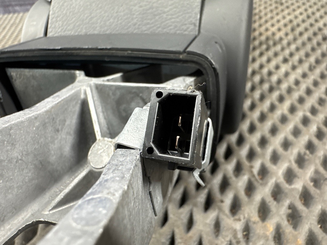 Подлокотник, 4720 рублей, Красноярск