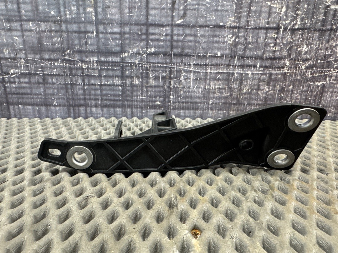 Крепление бампера, 2420 рублей, Красноярск