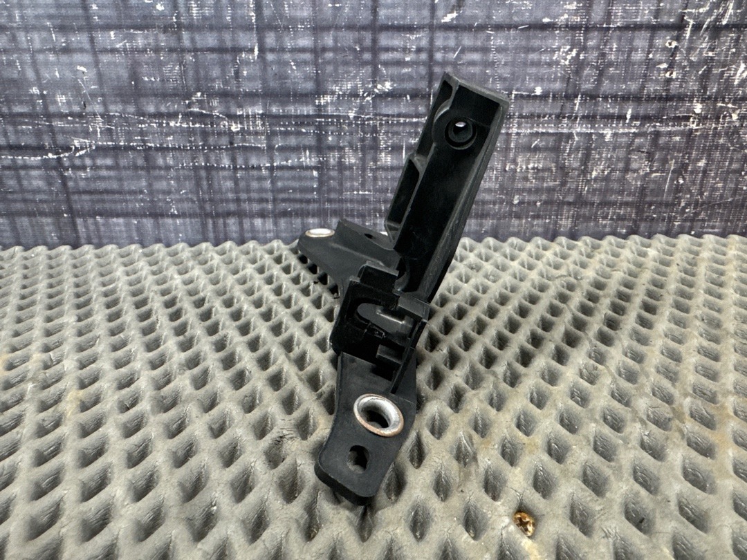 Крепление бампера, 2420 рублей, Красноярск