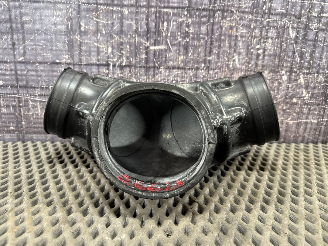 Гофра впуска, 1000 рублей, Красноярск