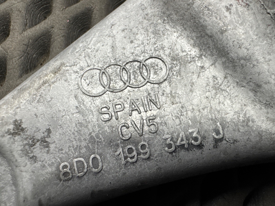 Кронштейн двигателя, 1000 рублей, Красноярск