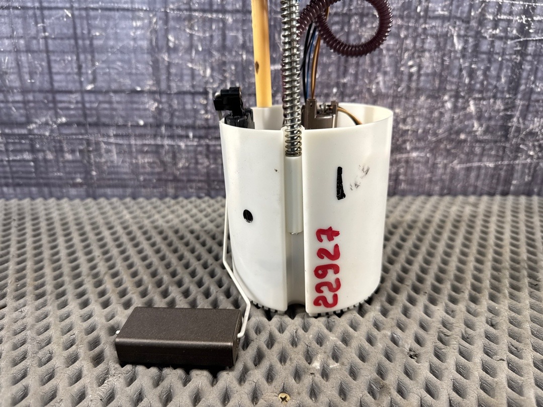 Бензонасос, 6500 рублей, Красноярск