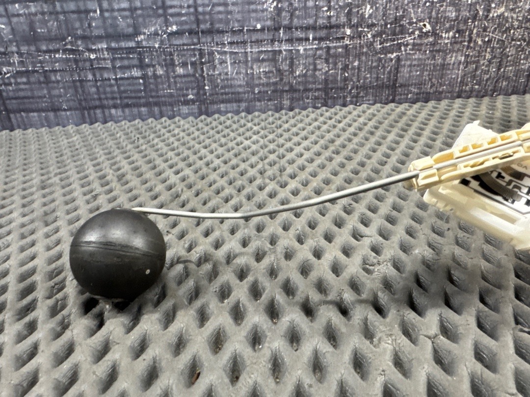 Датчик уровня топлива, 1000 рублей, Красноярск