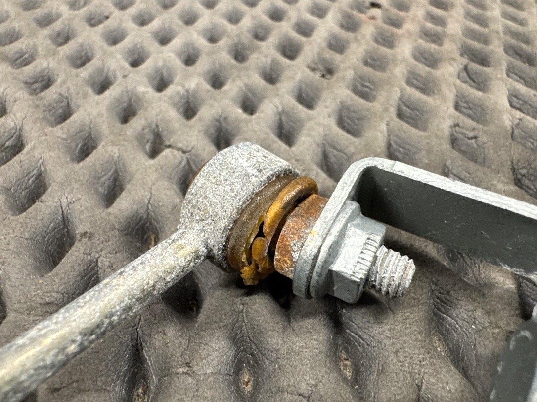 Датчик уровня подвески, 900 рублей, Красноярск