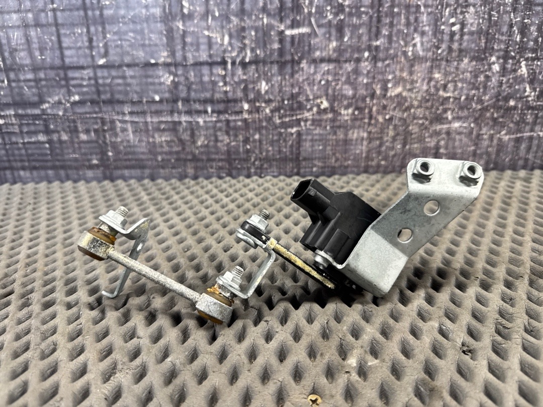 Датчик уровня подвески, 900 рублей, Красноярск