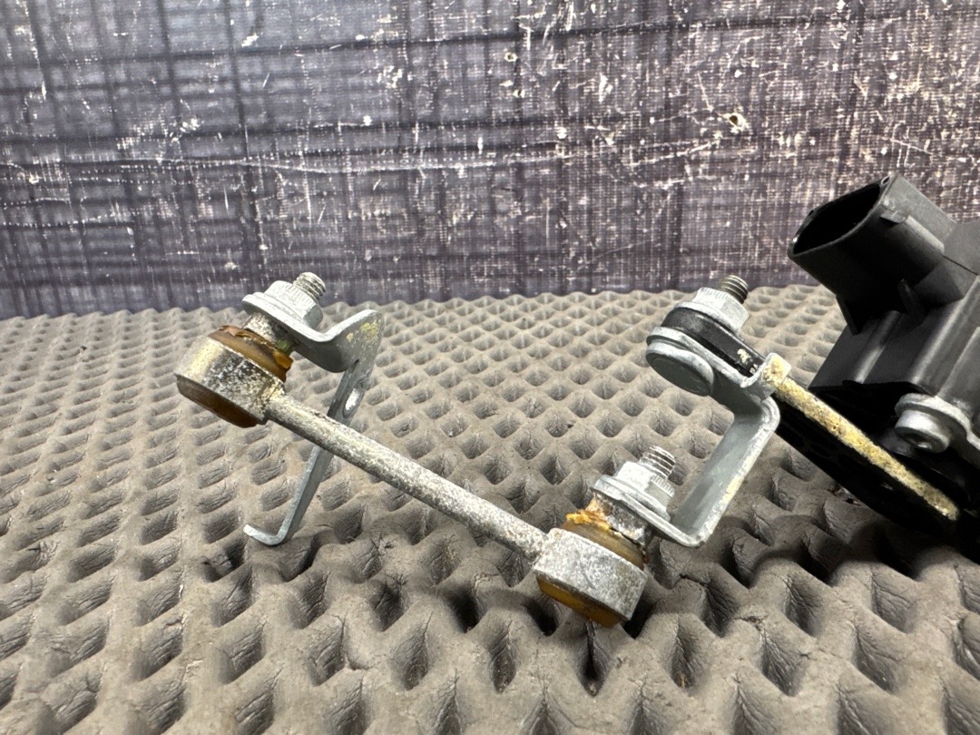 Датчик уровня подвески, 900 рублей, Красноярск