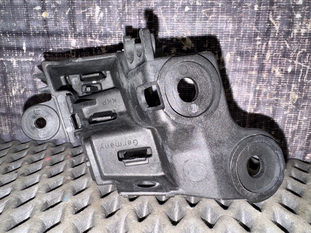 Крепление порога, 250 рублей, Красноярск