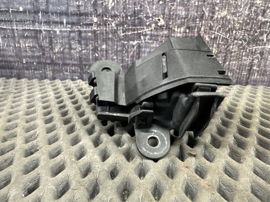 Крепление порога, 250 рублей, Красноярск