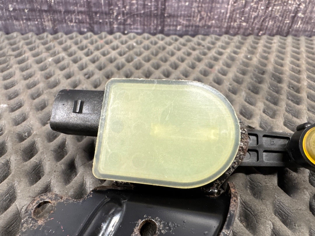 Датчик уровня подвески, 2000 рублей, Красноярск