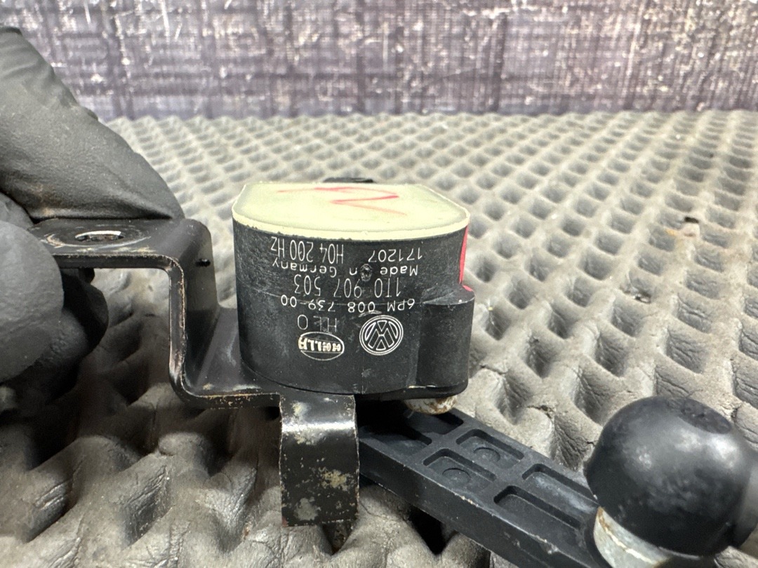 Датчик уровня подвески, 2000 рублей, Красноярск