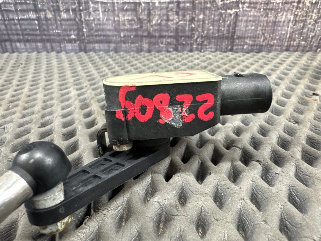 Датчик уровня подвески, 2000 рублей, Красноярск