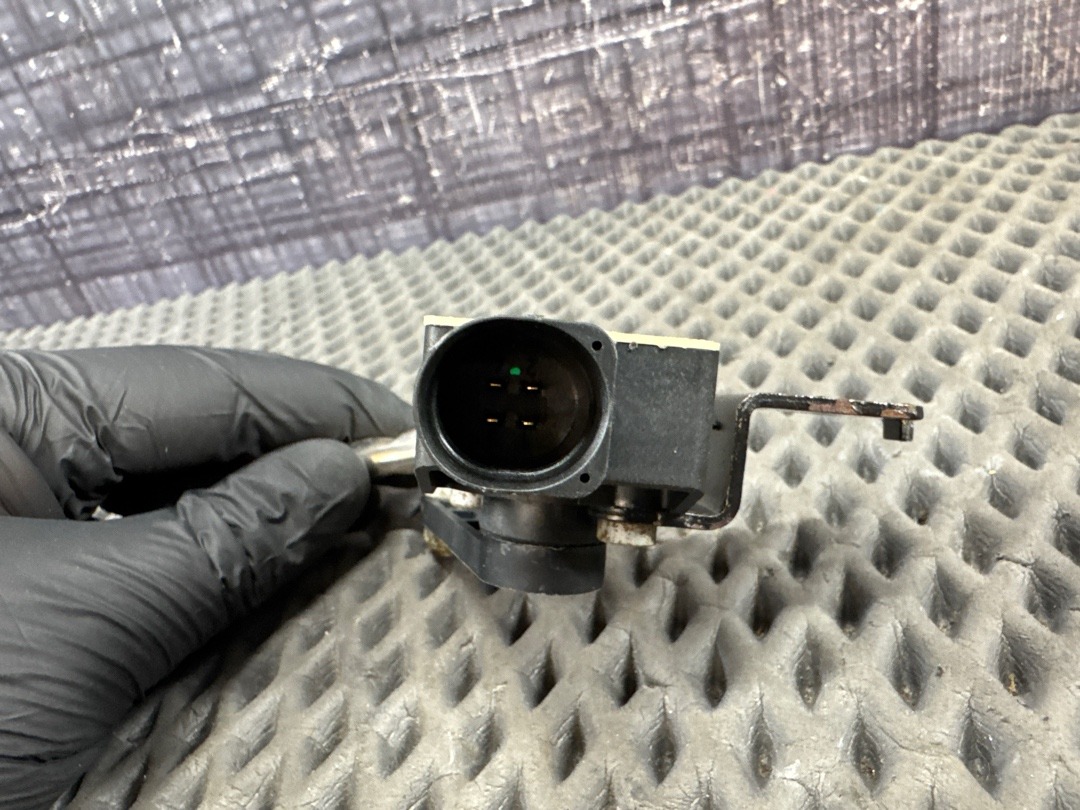 Датчик уровня подвески, 2000 рублей, Красноярск