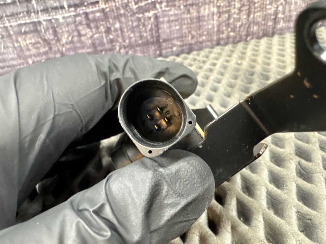 Датчик уровня подвески, 2000 рублей, Красноярск