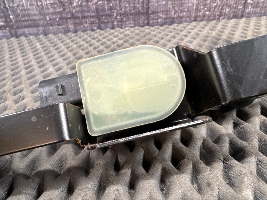 Датчик уровня подвески, 2000 рублей, Красноярск