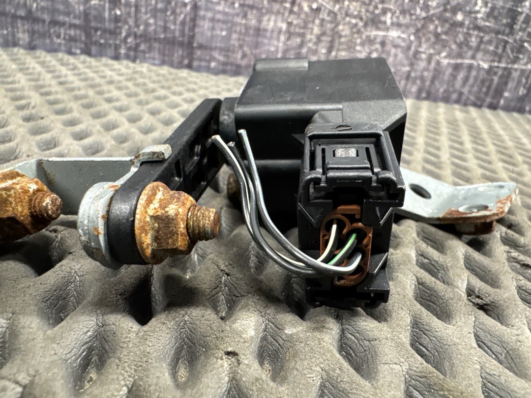 Датчик уровня подвески, 900 рублей, Красноярск