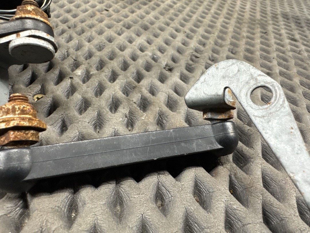 Датчик уровня подвески, 900 рублей, Красноярск