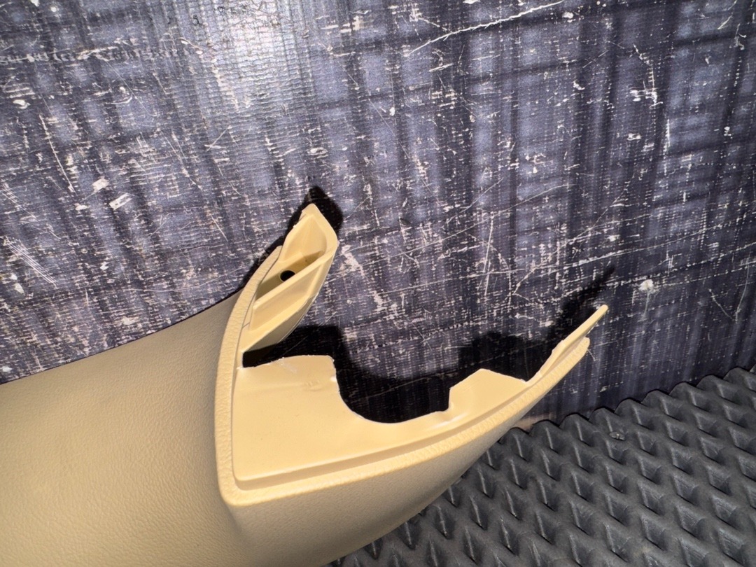 Обшивка крышки багажника, 250 рублей, Красноярск