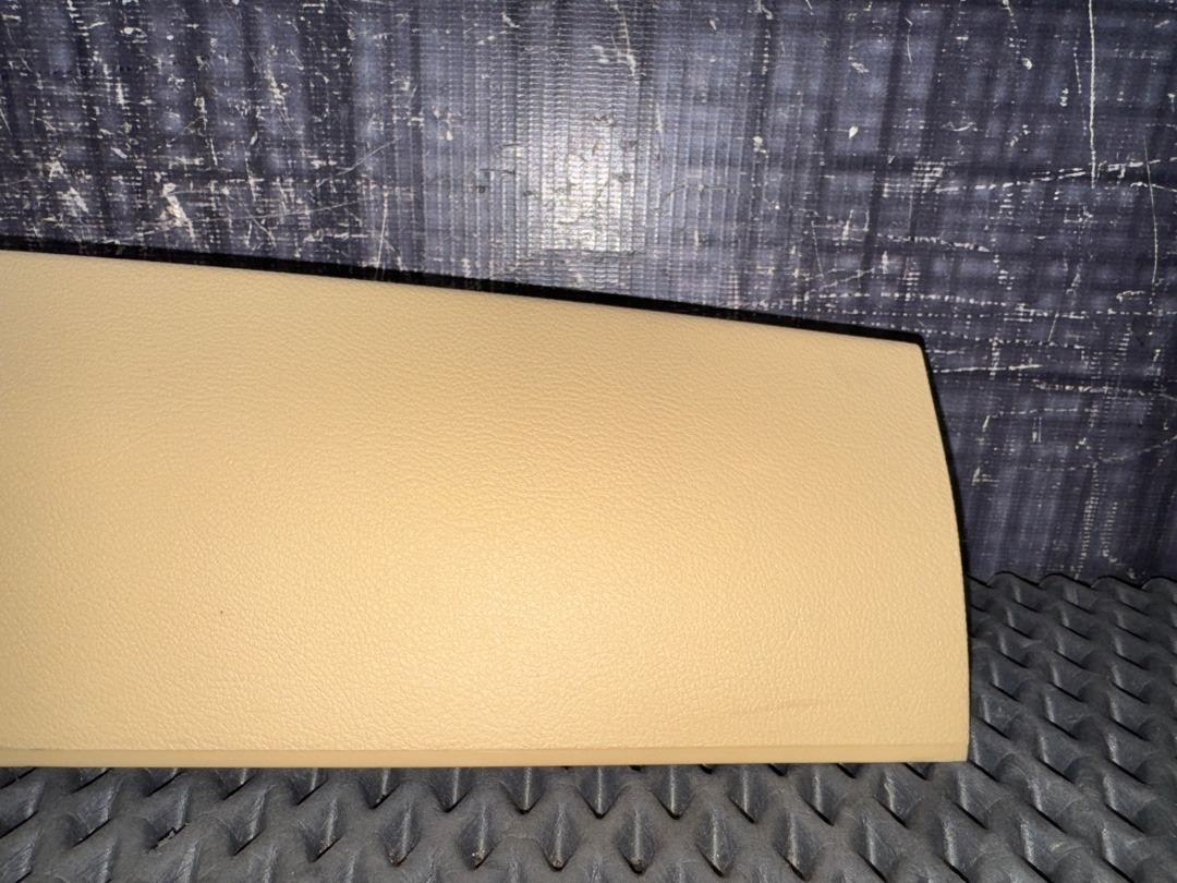 Обшивка крышки багажника, 300 рублей, Красноярск