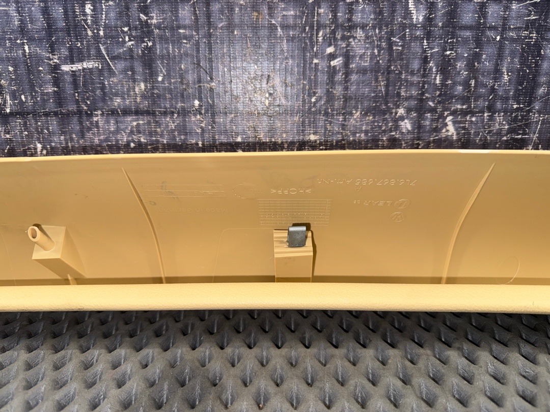 Обшивка крышки багажника, 300 рублей, Красноярск