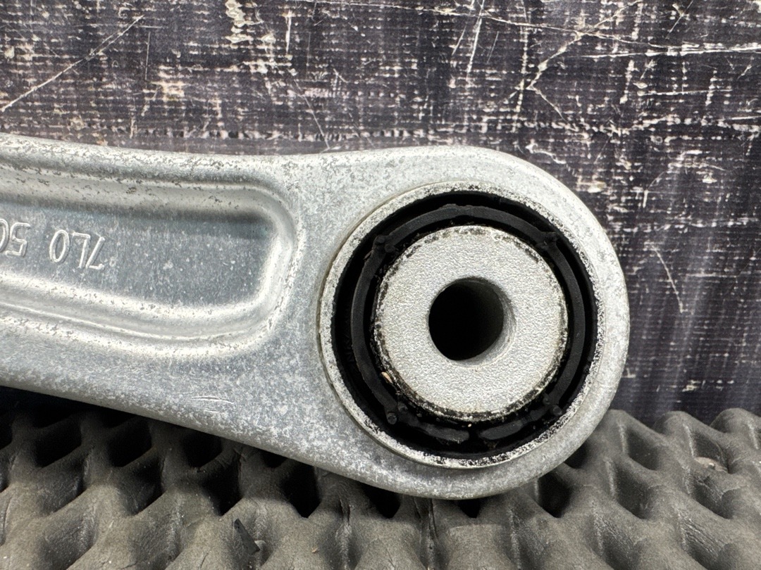 Рычаг подвески, 2000 рублей, Красноярск