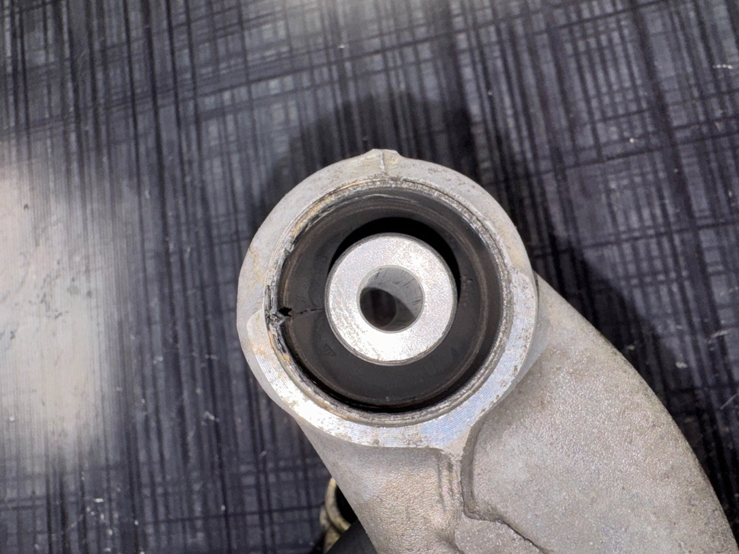 Рычаг подвески, 900 рублей, Красноярск