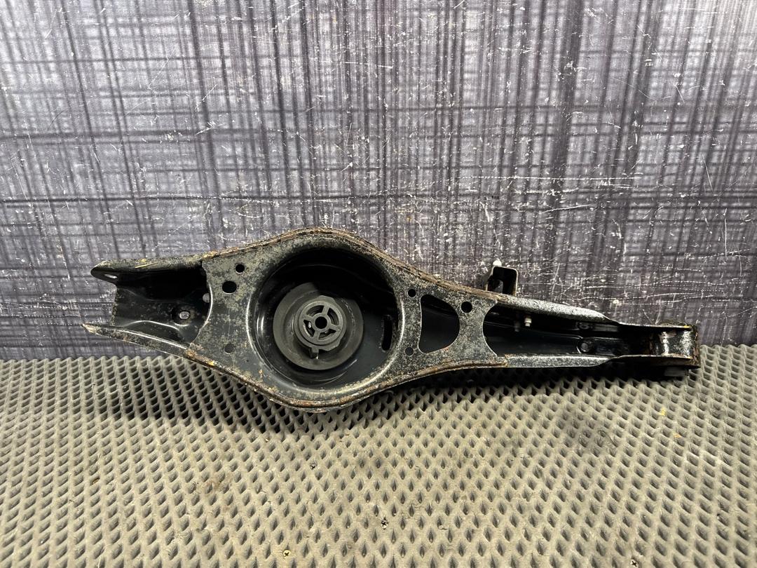 Рычаг подвески, 1500 рублей, Красноярск