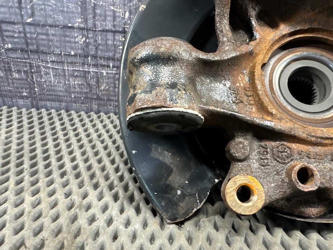 Поворотный кулак, 4500 рублей, Красноярск