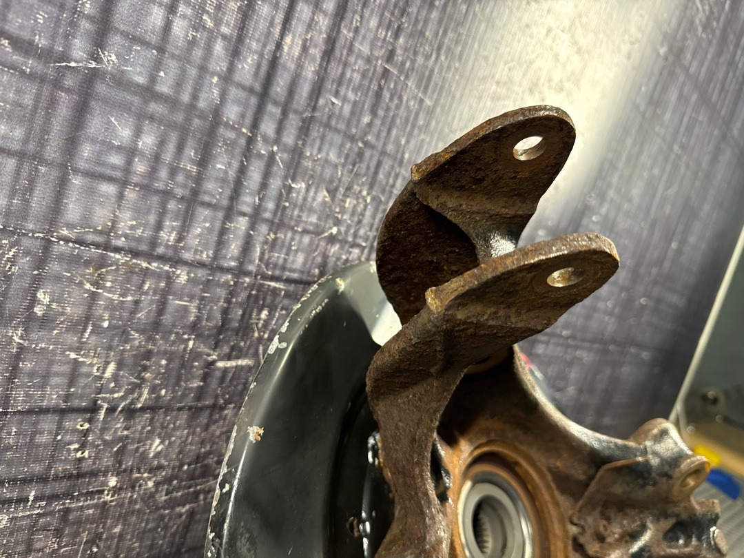 Поворотный кулак, 4500 рублей, Красноярск