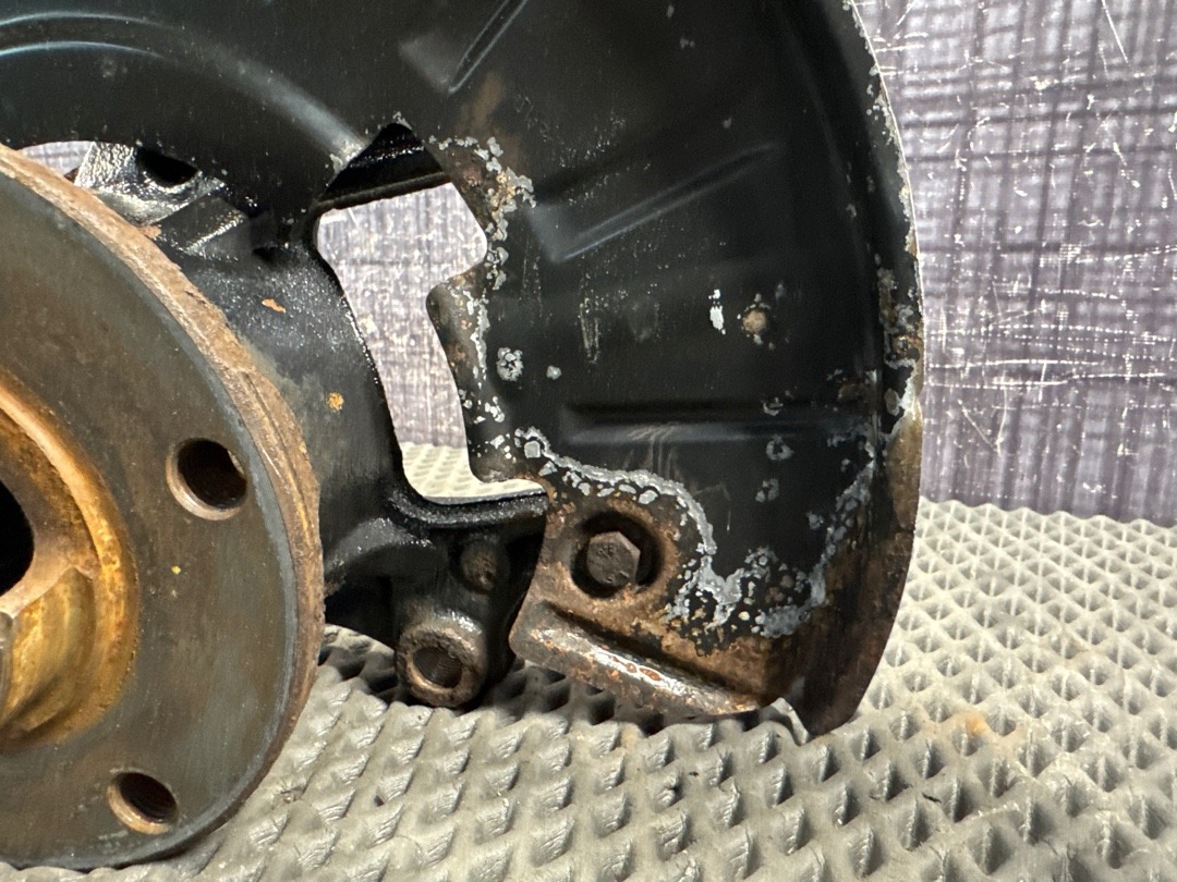 Поворотный кулак, 9000 рублей, Красноярск