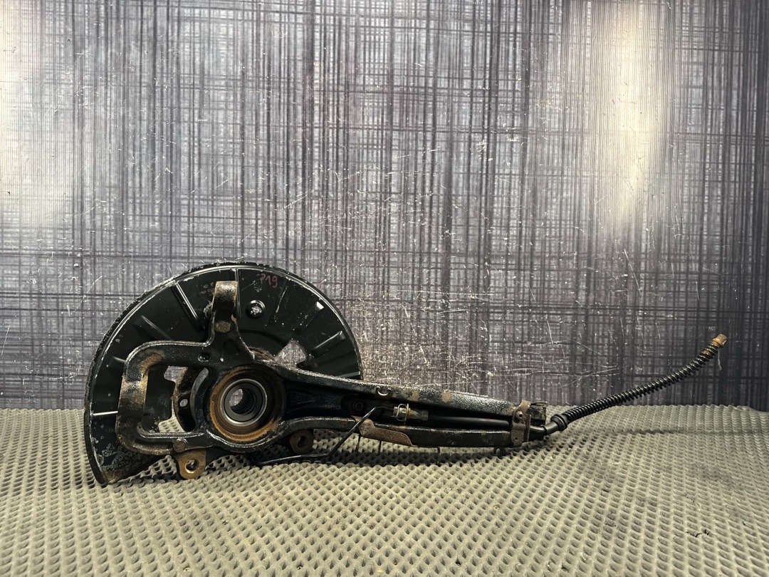 Поворотный кулак, 9000 рублей, Красноярск