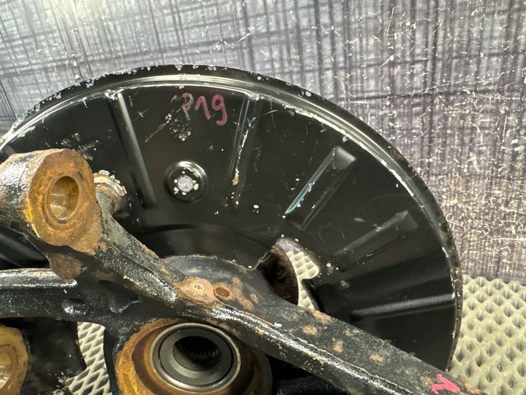 Поворотный кулак, 9000 рублей, Красноярск