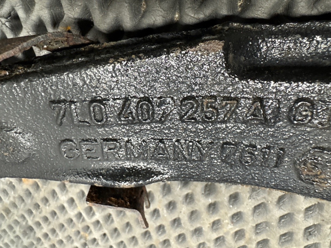 Поворотный кулак, 9000 рублей, Красноярск