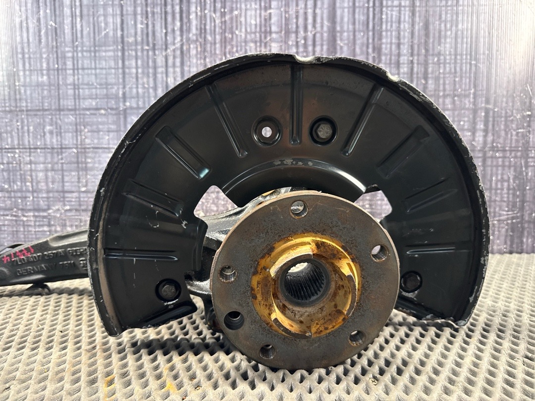 Поворотный кулак, 9000 рублей, Красноярск