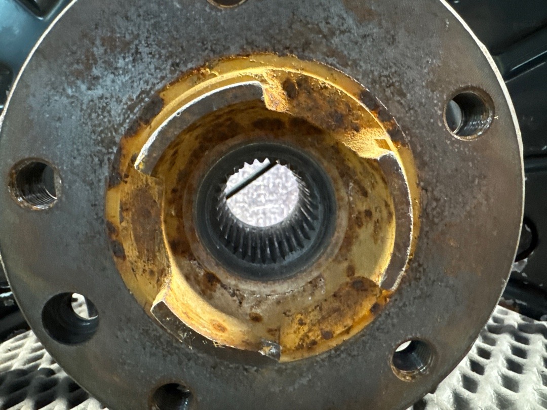 Поворотный кулак, 9000 рублей, Красноярск