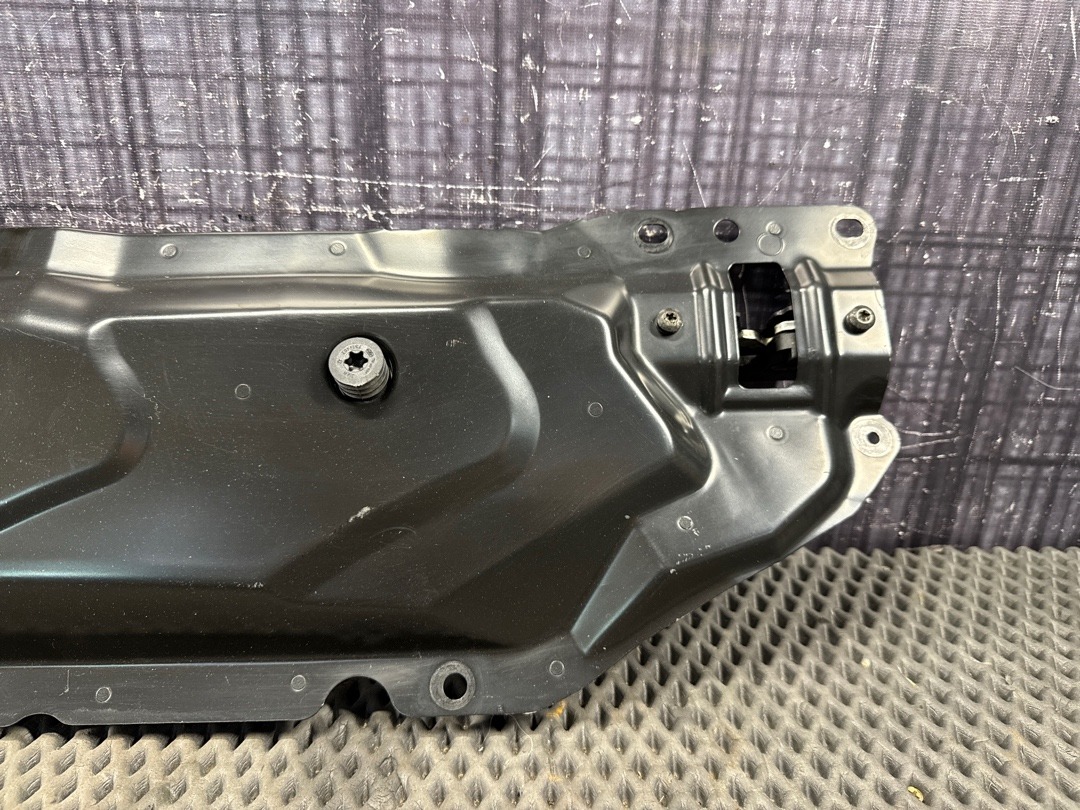 Рамка радиатора, 1500 рублей, Красноярск