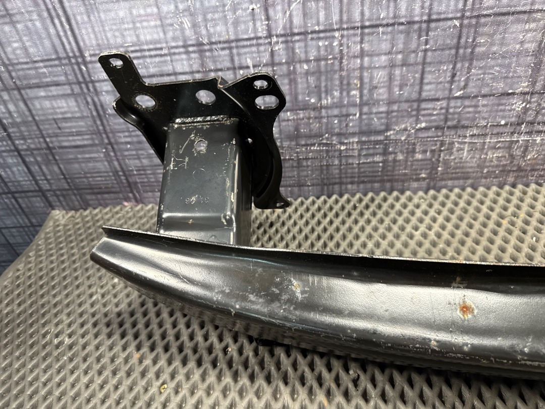 Усилитель бампера, 1000 рублей, Красноярск