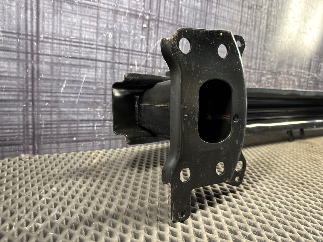 Усилитель бампера, 1000 рублей, Красноярск