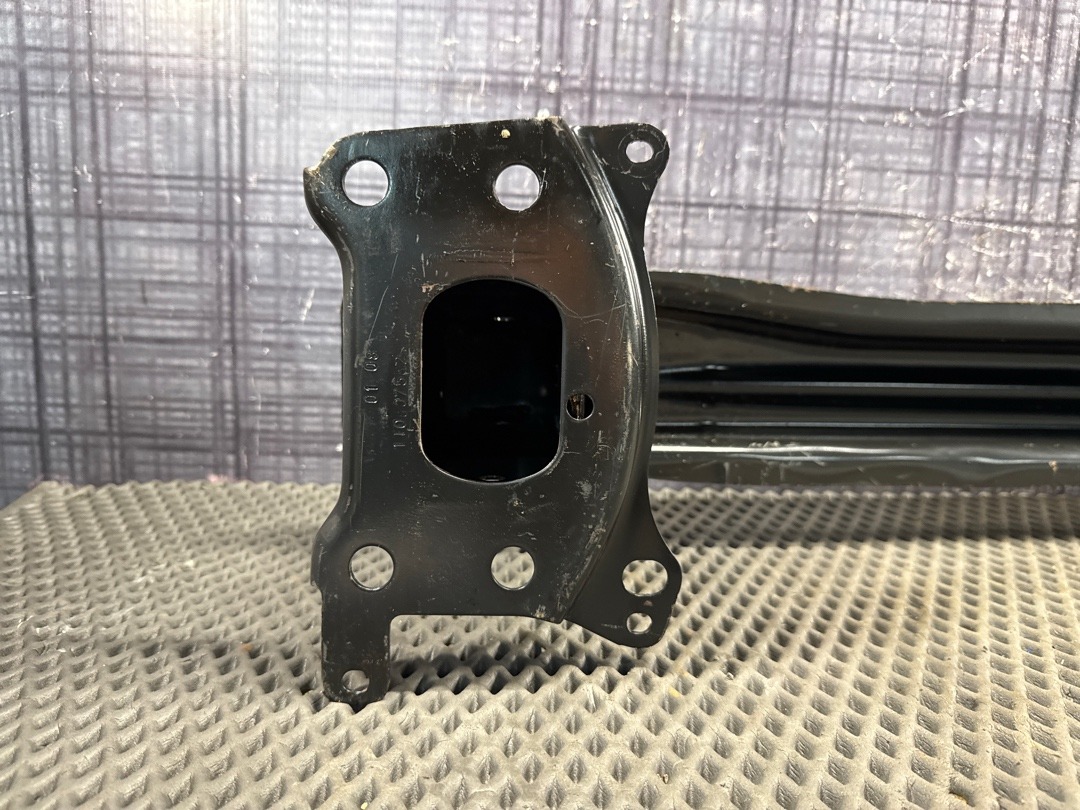 Усилитель бампера, 1000 рублей, Красноярск